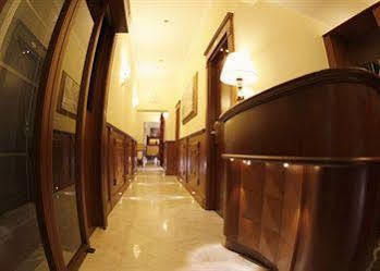Bed and Breakfast Domus Augusta Roma Exterior foto